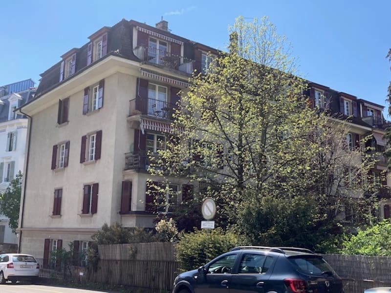 Superbe appartement rénové, offrant un cadre lumineux et spacieux, idéal pour une famille, (13)