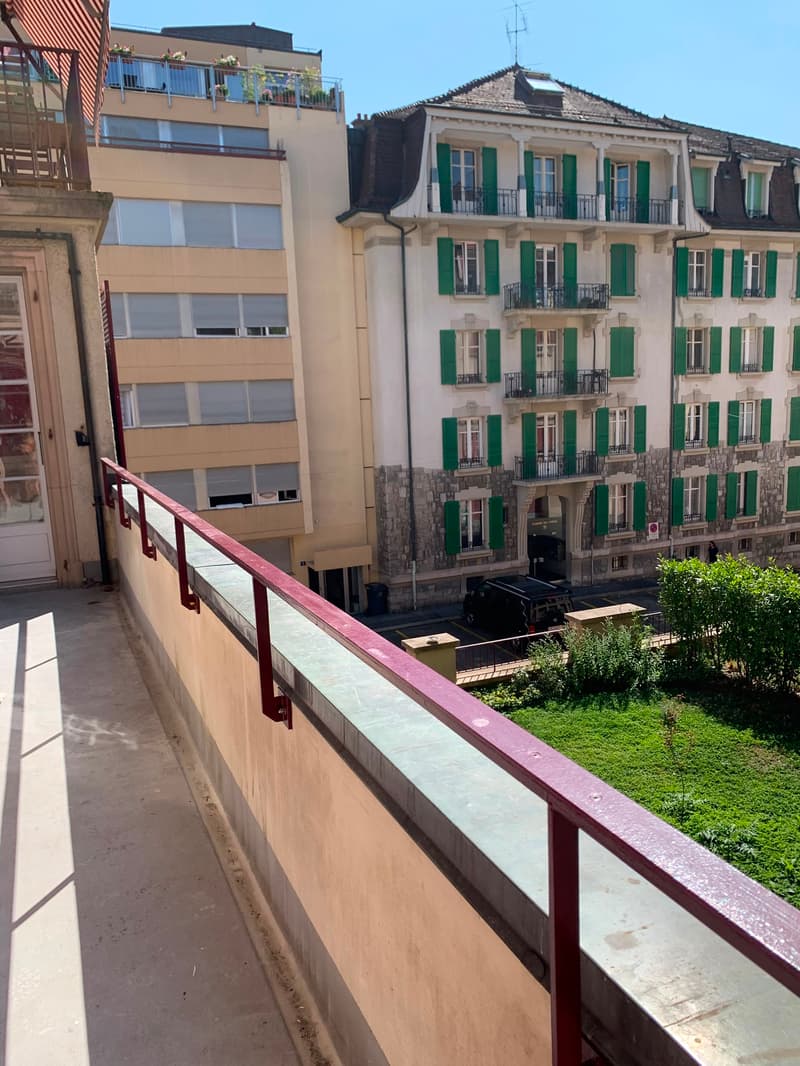 Superbe appartement rénové, offrant un cadre lumineux et spacieux, idéal pour une famille, (13)