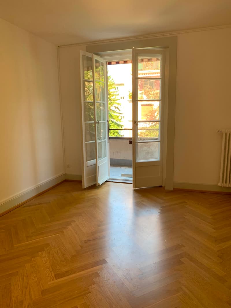 Superbe appartement rénové, offrant un cadre lumineux et spacieux, idéal pour une famille, (12)