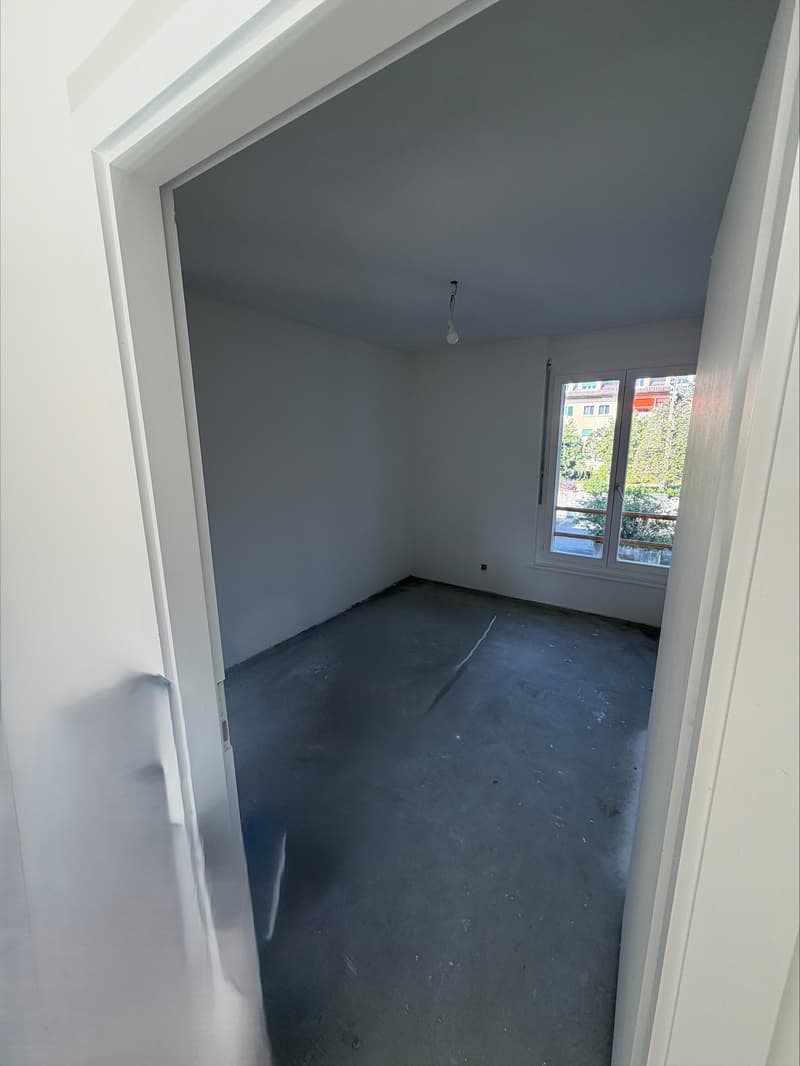 Logement en cours de rénovation, idéal pour une famille, situé (6)