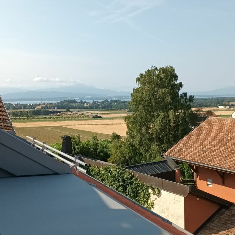 Superbe attique neuf de 4.5 pièces avec vue lac à l'horizon (1)