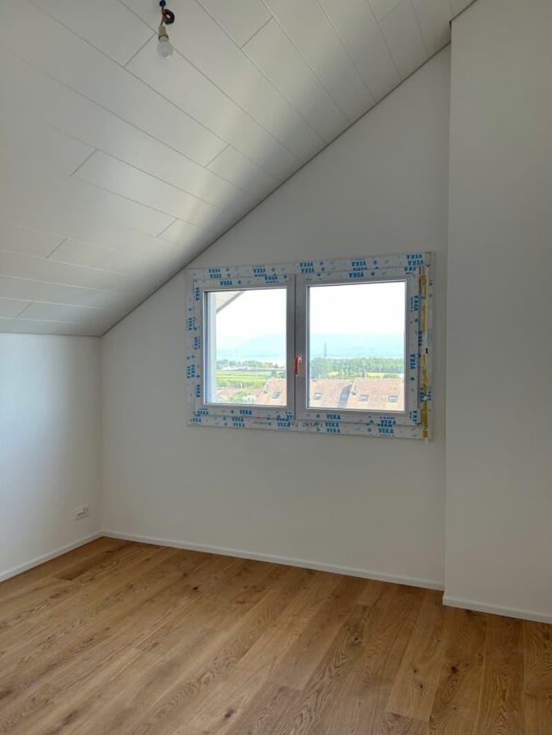 Penthouse 4.5 rooms in Bursins (7)