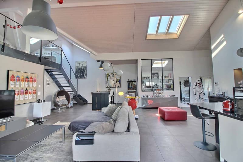 Appartement d'exception de 6,5 pièces ( style Loft ) - Volumes et matériaux nobles (2)