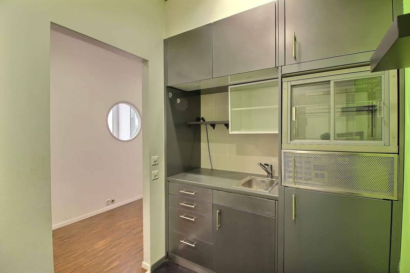 BELLE SURFACE ADMINISTRATIVE DE 186 M2 (4)