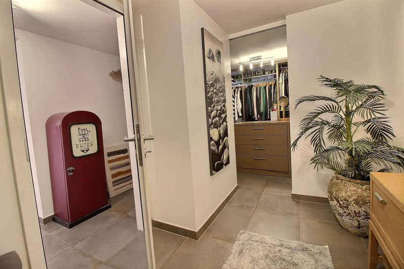 Appartement de 2.5 pièces avec jardin privatif à Lausanne (4)