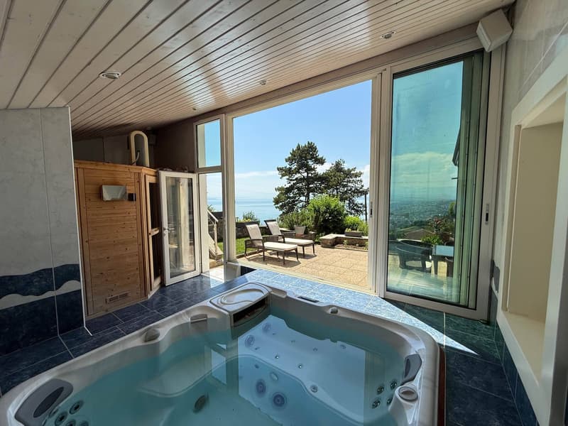 Spacieuse villa familiale avec une vue imprenable (8)