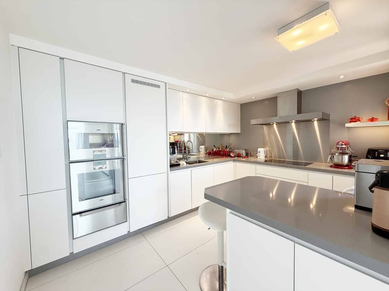 Spacieuse villa familiale avec une vue imprenable (6)