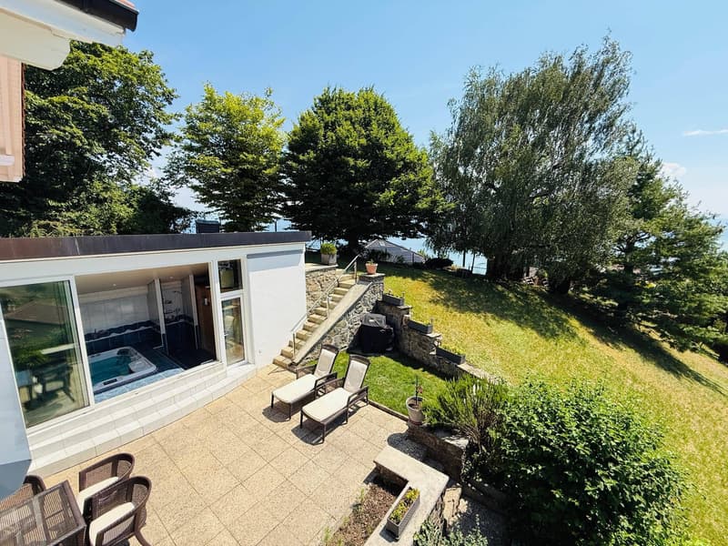 Spacieuse villa familiale avec une vue imprenable (9)