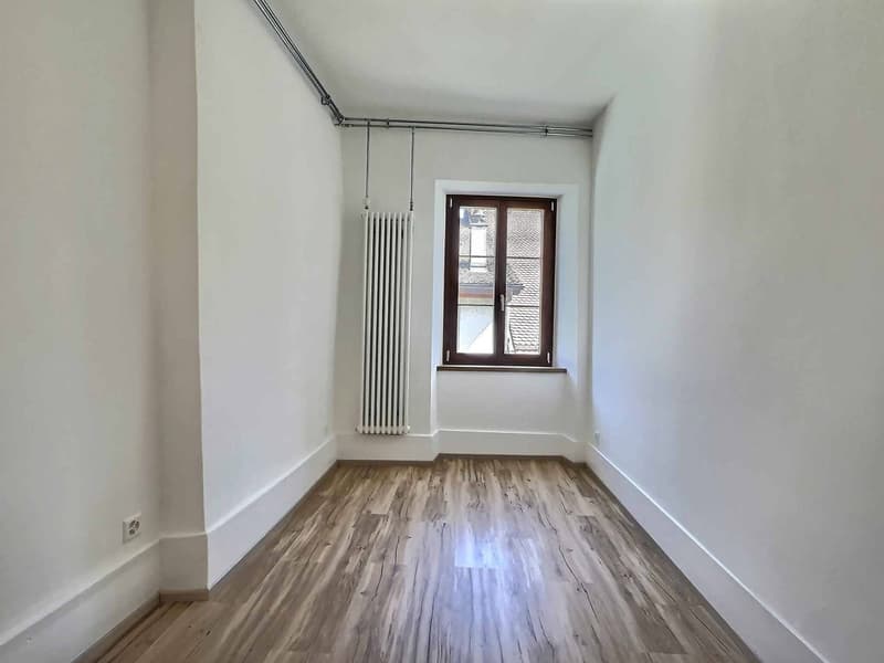 Spacieux logement de 5,5 pièces de charme au cur de la Vieille-Ville de Cossonay (10)