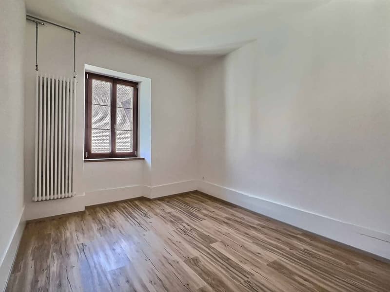 Spacieux logement de 5,5 pièces de charme au cur de la Vieille-Ville de Cossonay (11)