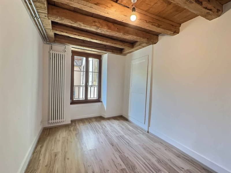 Spacieux logement de 5,5 pièces de charme au cur de la Vieille-Ville de Cossonay (4)