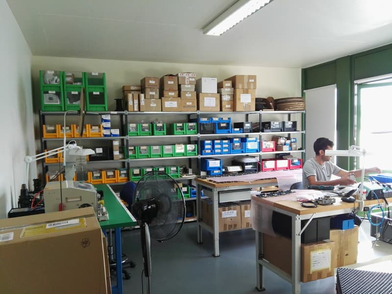 Atelier / bureau situé dans une Z.I. à Préverenges (5)
