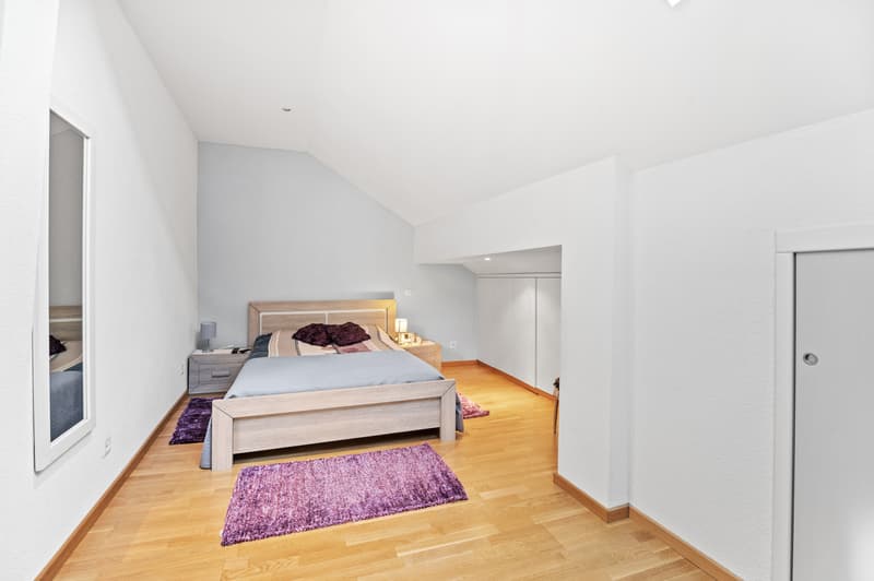 Grande maison rénovée avec deux appartements Opportunité rare à Bavois (10)