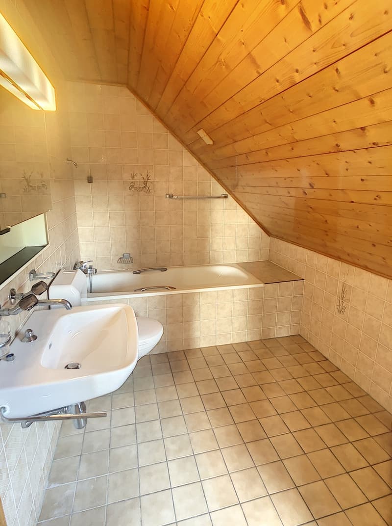 Au coeur de la bourgade d'Oron-la-Ville  5.5 pièces en triplex (4)