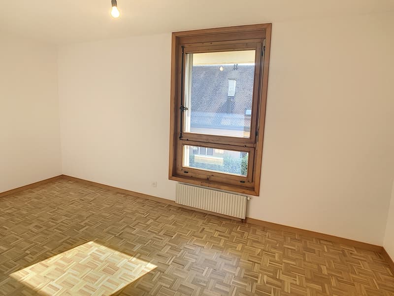 Au coeur de la bourgade d'Oron-la-Ville  5.5 pièces en triplex (6)