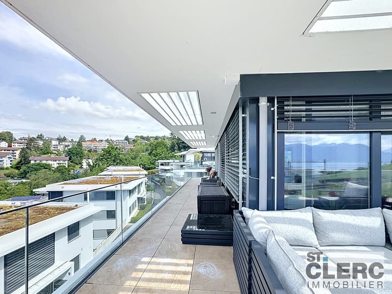 Duplex de 5 pièces avec vue imprenable sur le lac (13)