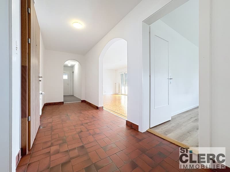 Appartement de 4,5 pièces dans un écrin de verdure (5)
