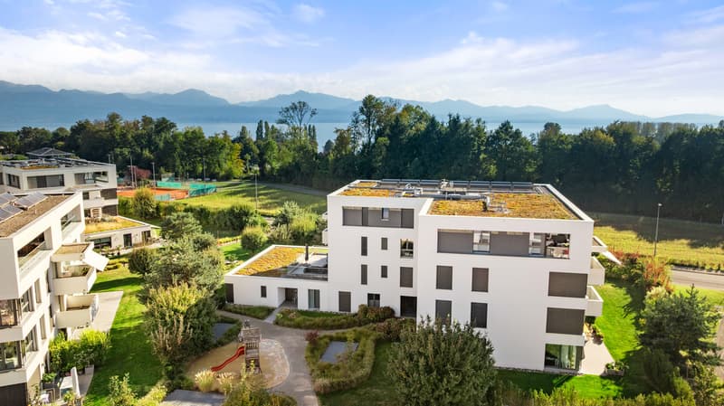 Élégant appartement sur deux niveaux avec jardin privatif arboré (13)