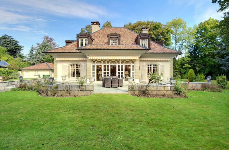 Maison de Maîtres dans l'environnement préservé de Conches (1)