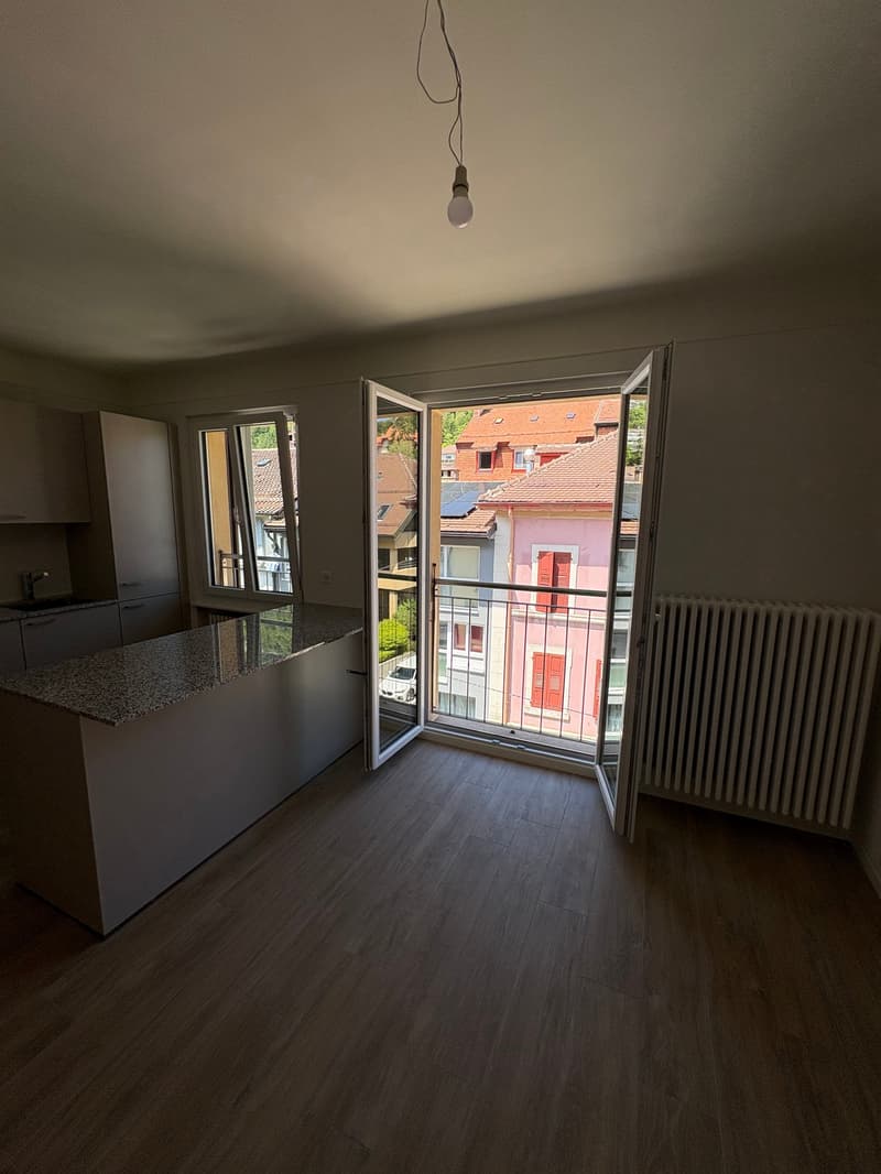 Charmant appartement de 3,5 pièces avec grand balcon à Vallorbe (9)