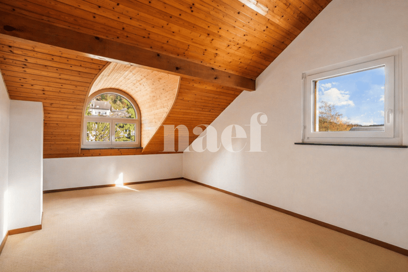 Spacieux duplex de 5 pièces (7)