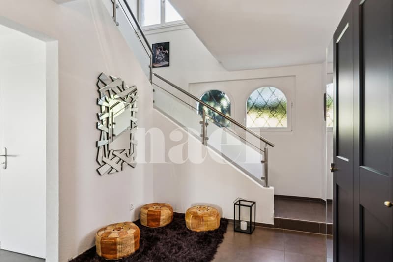 Villa individuelle cossue de 6,5 pièces avec dépendances (6)