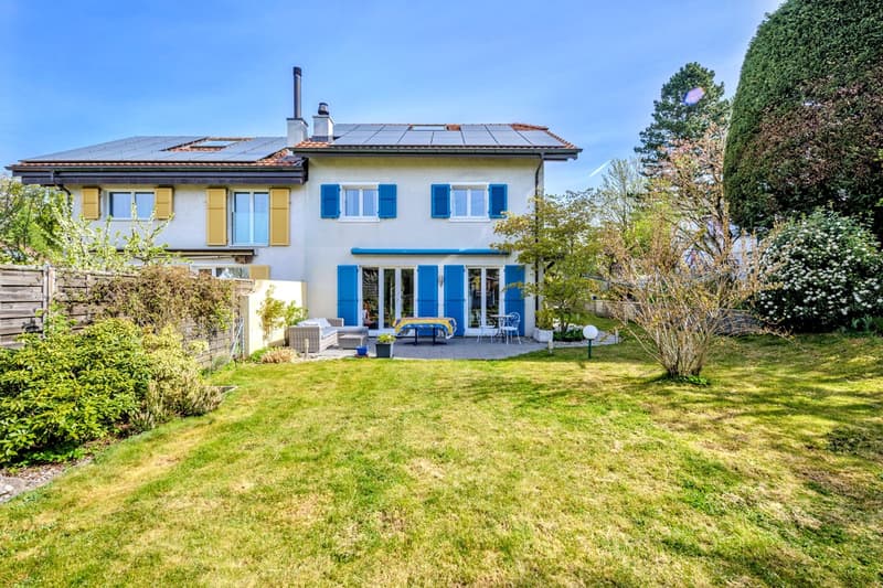 Charmante maison jumelle de 5.5 pièces avec jardin (2)