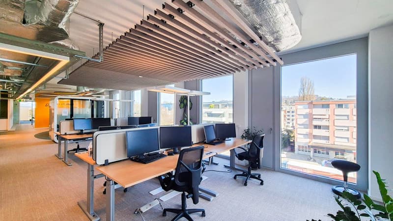 Surface de bureaux moderne de 285 m² – 28 postes équipés (3)