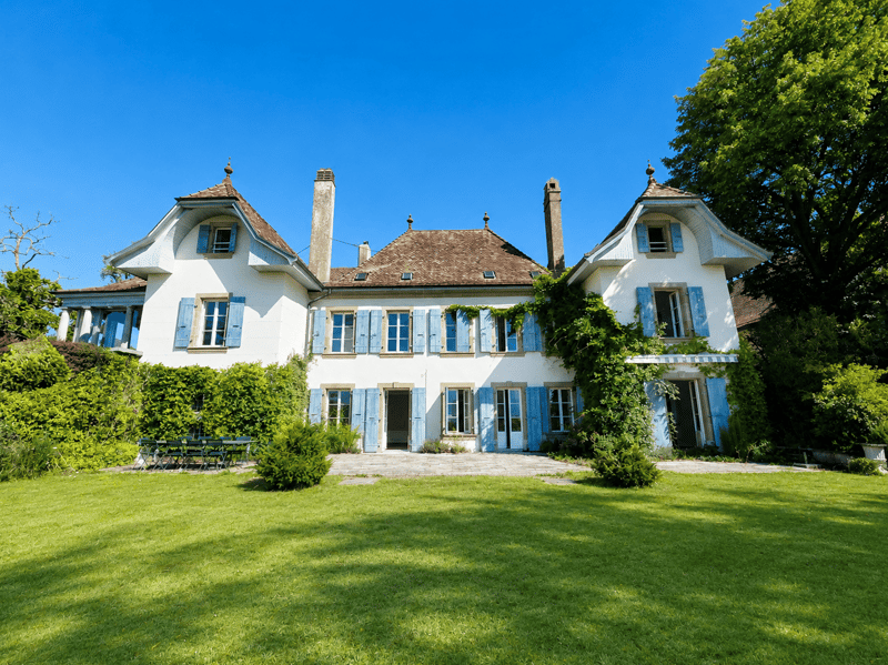 Manoir historique de 7 pièces à Lonay – disponible immédiatement (1)
