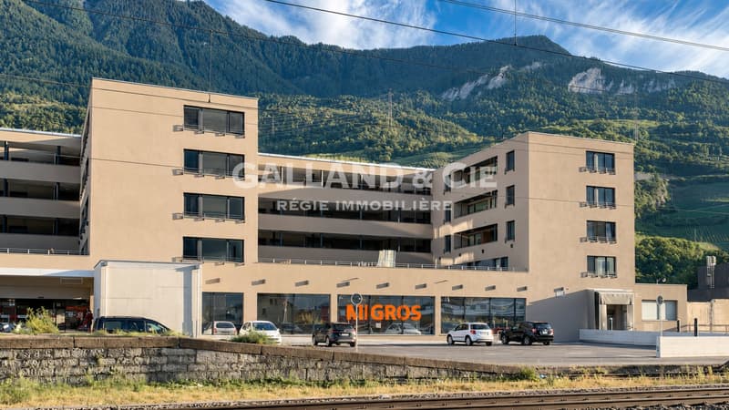 Locaux commerciaux - Offrez à votre entreprise la visibilité qu’elle mérite (4)