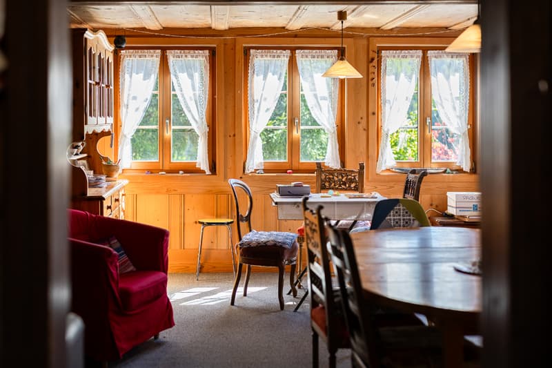Maison villageoise de charme et avec ravissant jardin (6)