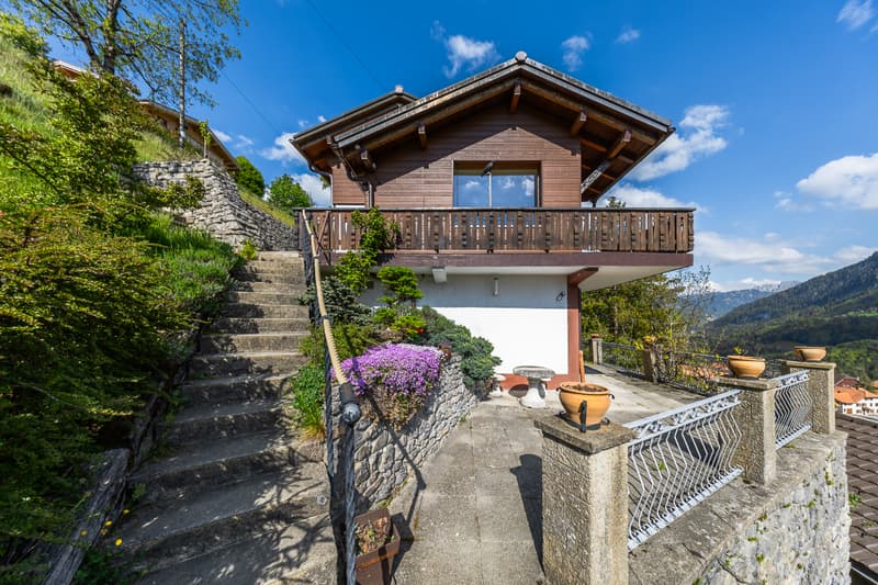 Chalet de charme, avec vue exceptionnelle et imprenable (11)