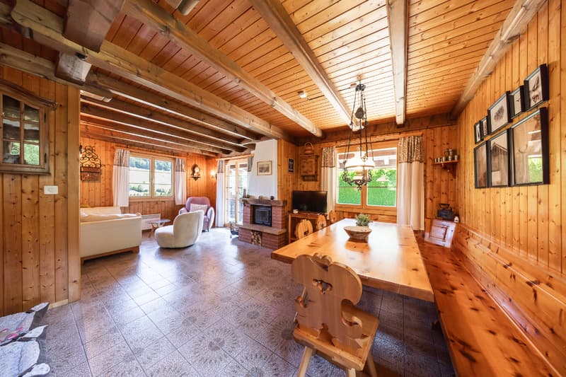 Vivre au rythme de la nature : chalet de 4½ pièces au calme et avec (7)