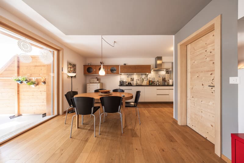 Appartement contemporain de 2½ pièces avec vaste balcon (12)