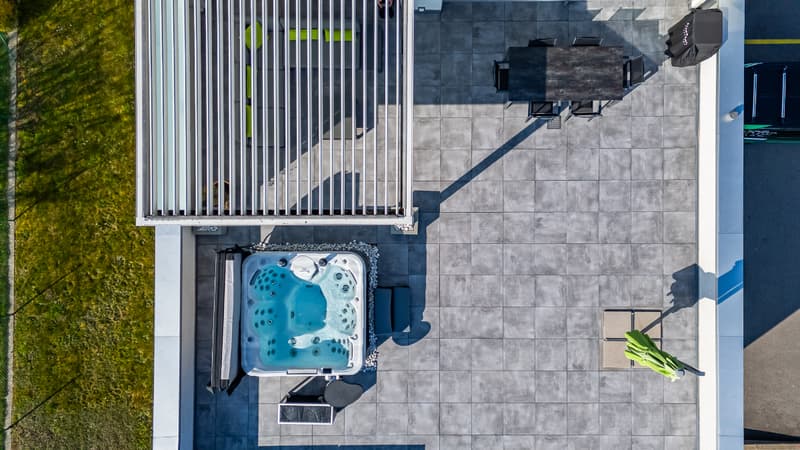 Rare à la vente : attique en duplex avec vaste terrasse (1)