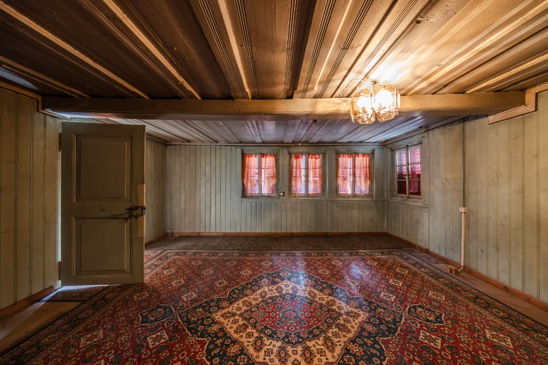 Maison de caractère à réinventer au coeur de Charmey (8)
