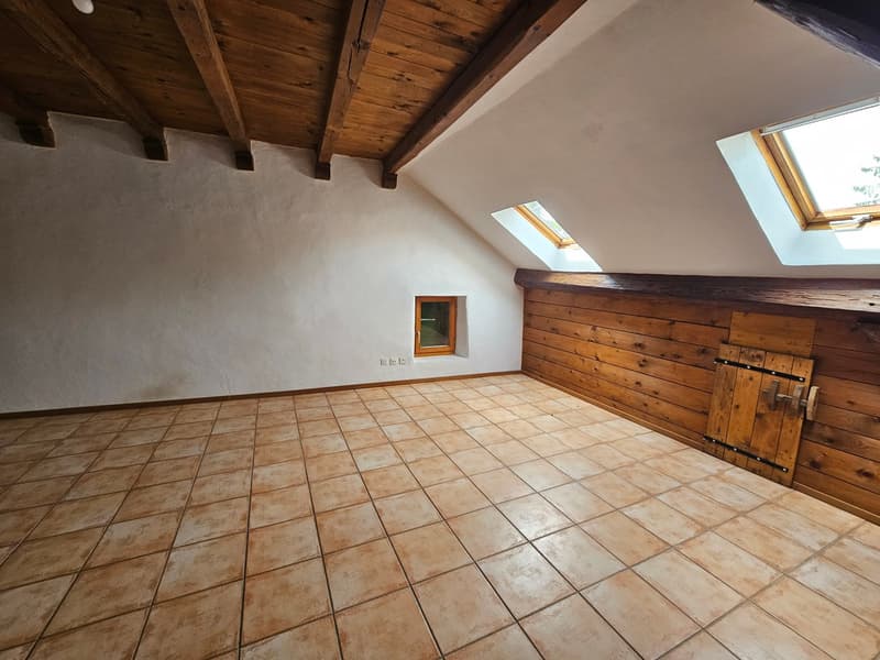 Maison villageoise à rénover. Rural avec potentiel (4)