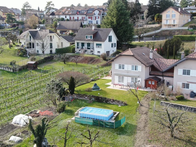 Semi-detached 6-room house with swimming pool in Echandens (1)