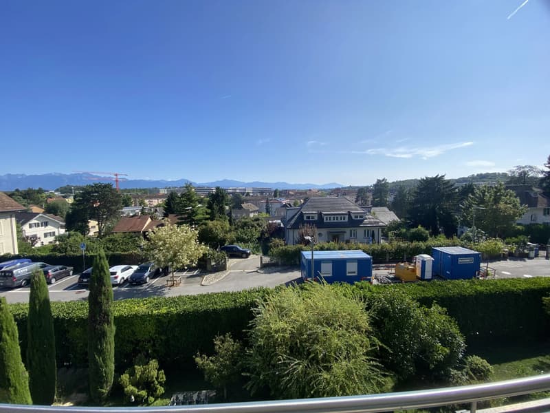 Appartement lumineux de 3.5 pièces à Bussigny (13)