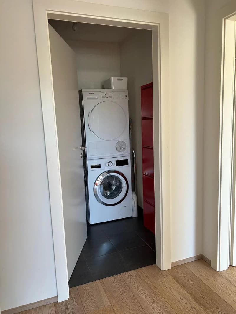Bel appartement en attique de 4,5 pièces à Ecublens (12)