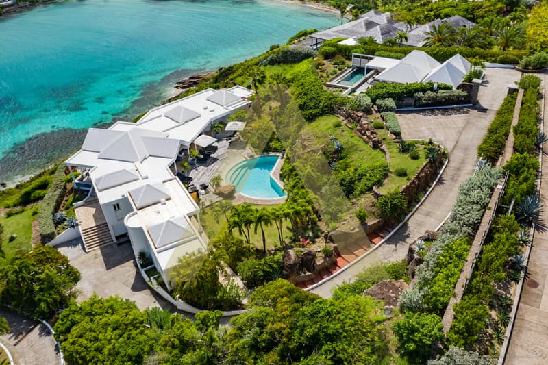 Une propriété d'exception au coeur du Domaine privé de Montjean (13)