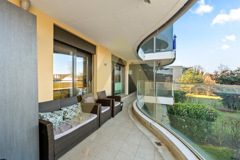 Confortable et contemporain appartement proche du lac (8)