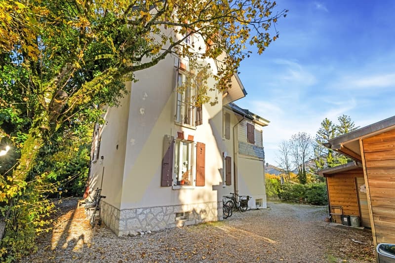Villa face au Salève avec grand potentiel (7)