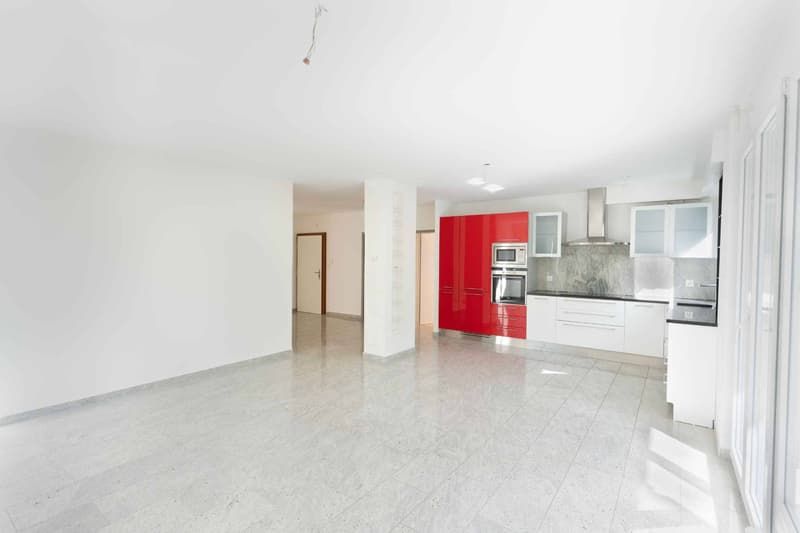 Bel appartement de 2.5 pièces au 1er étage à vendre à Fribourg (2)