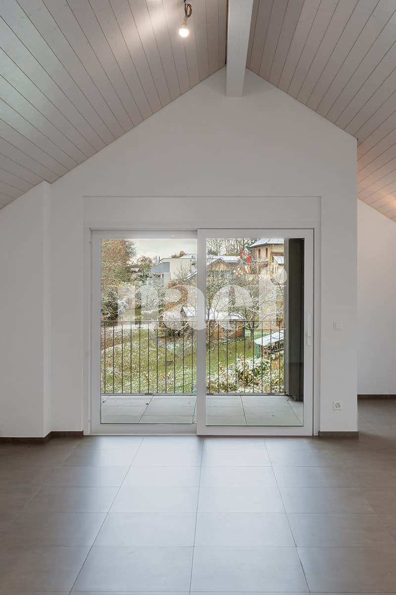 Magnifique 5.5 pièces dans les combles avec loggia à vendre à St-Aubin (3)