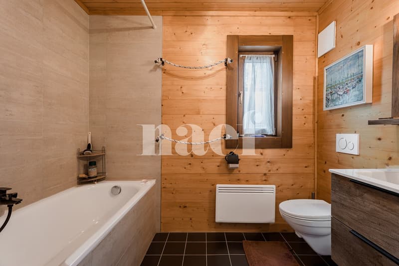 Maison en bois massif de 3.5 pièces avec terrasse et jardin à vendre à Cheyres (8)