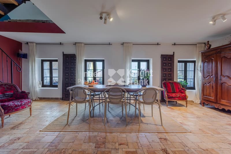 Magnifique ferme rénovée avec 2 appartements à vendre à Font (2)