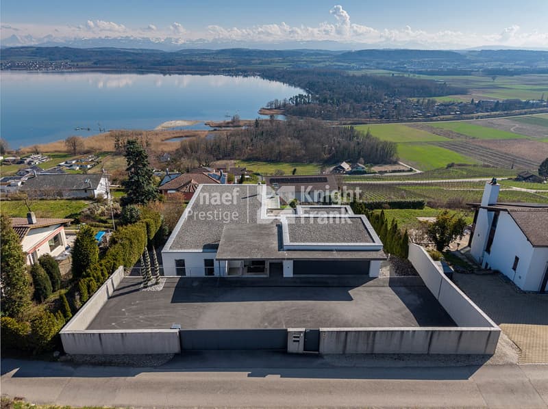 Magnifique propriété individuelle de 6 pièces avec vue imprenable sur le lac de Morat à vendre à Bellerive (3)
