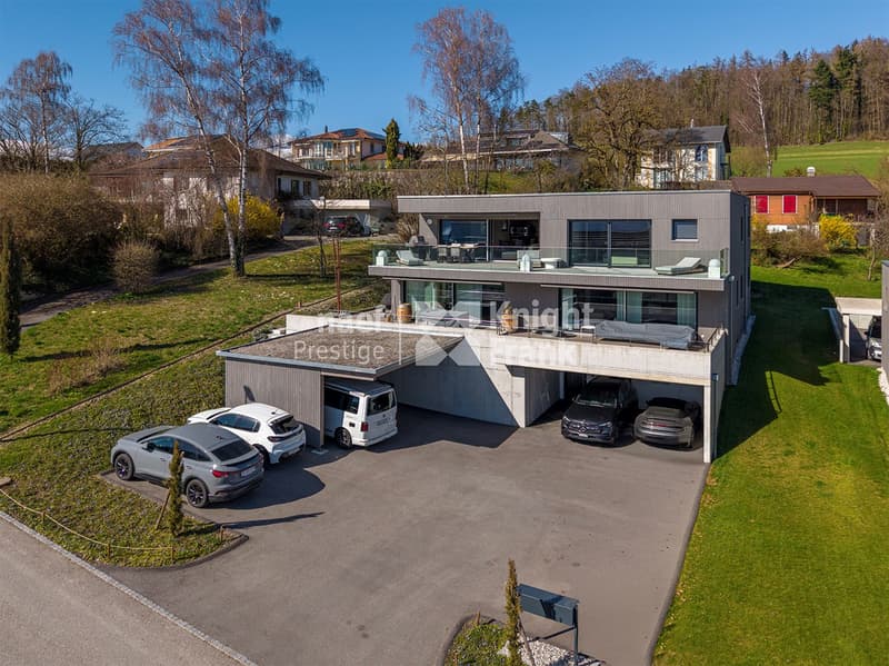 Magnifique appartement attique de 4.5 pièces avec vue imprenable sur le lac de Morat à vendre à Lugnorre (2)