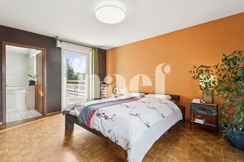 Grand appartement en attique de 7 pièces avec superbe terrasse à vendre à Villars-sur-Glâne (9)